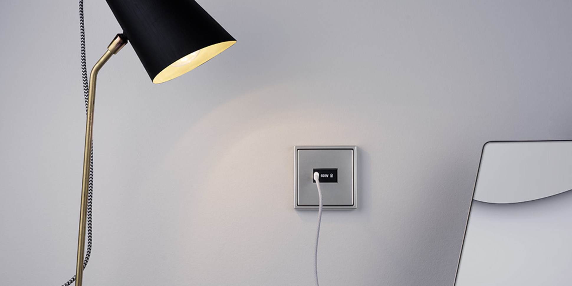 Ladegerät USB PD 60 bei FESHA Elektrotechnik GmbH in Selb